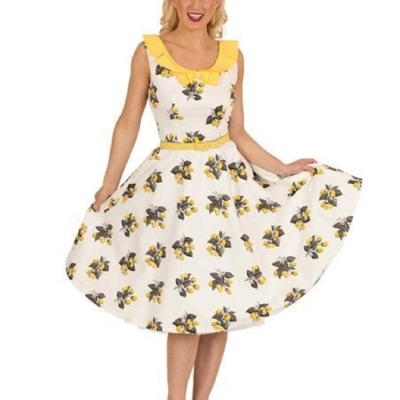 Tatyana Dresses & Skirts - Floral Tatyana Dress